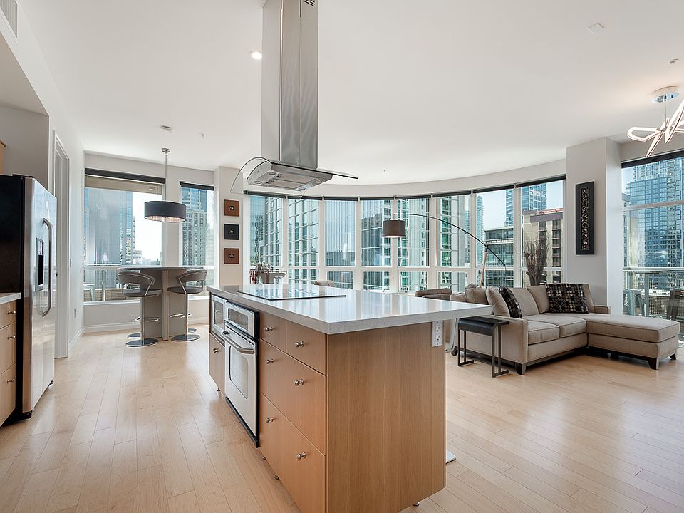 1st image of 350 W Ash St Unit 608-608-608