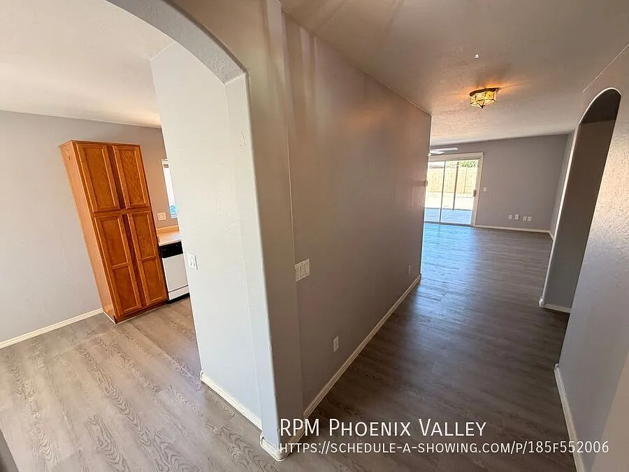 Charming 3BR/2BA Home with Central A/C & In-Unit Laundry — Photo 2