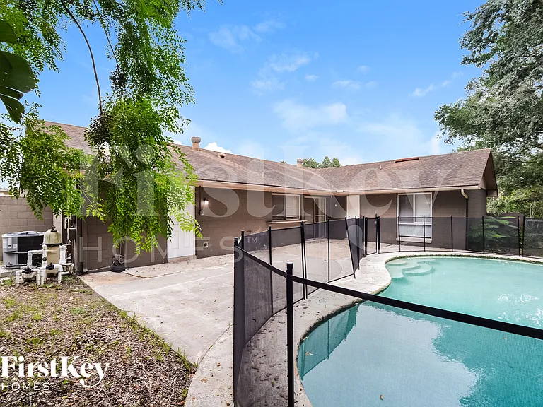 2207 Pipestone Ct — Photo 15