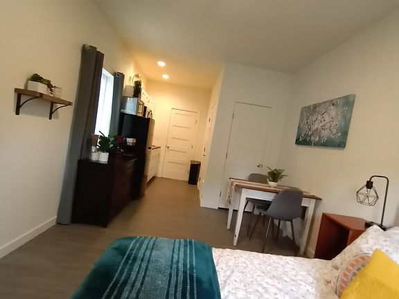 4th image of 316 S Asbury St