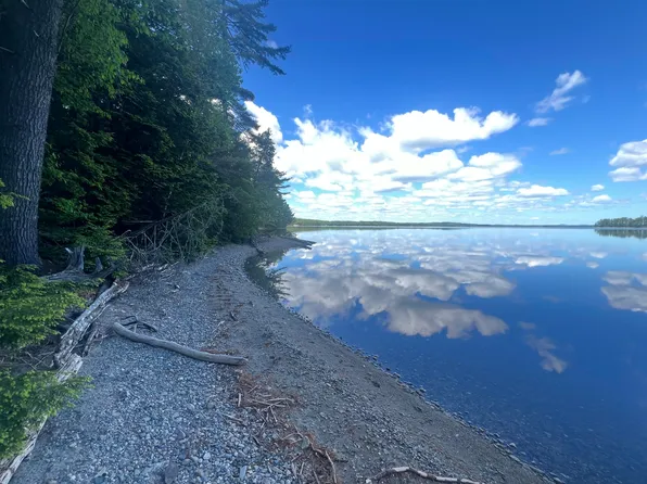49 Jesses Beach Way, Ellsworth, ME 04605
