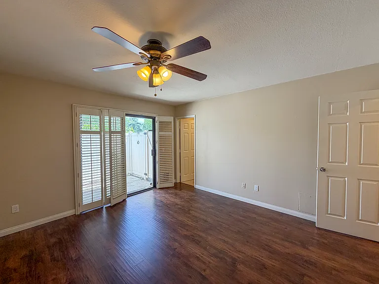 28606 Conejo View Dr — Photo 12