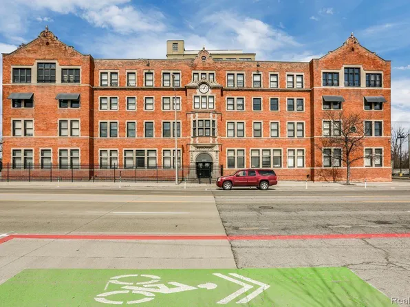 6533 E Jefferson Ave APT 3-113, Detroit, MI 48207