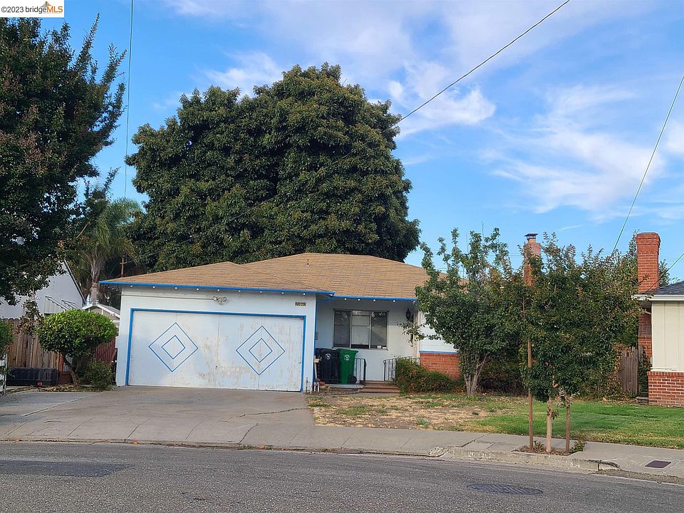 1st image of 20960 Tabua Ct