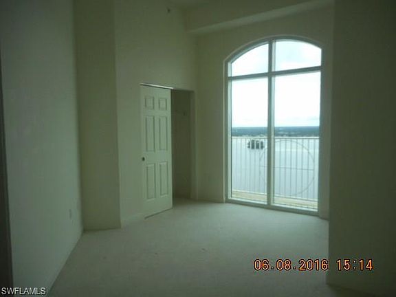 4th image of 2745 1st St APT 2702