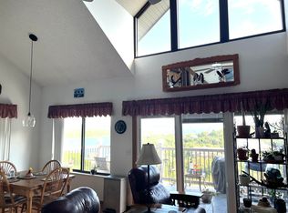 12 Treehouse Ln APT 10, Branson, MO 65616