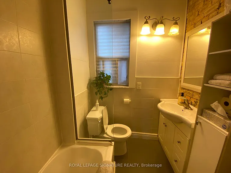 172 Beatrice St #3 — Photo 9