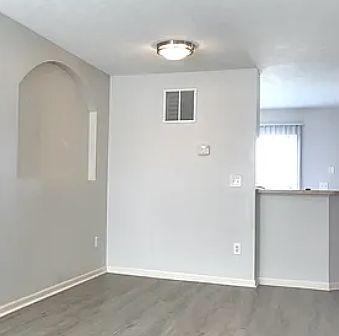 4th image of 2680 Sawmill Reserve Dr #1