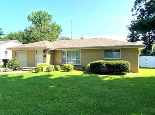 1525 Forest Dr, Columbus, IN 47201