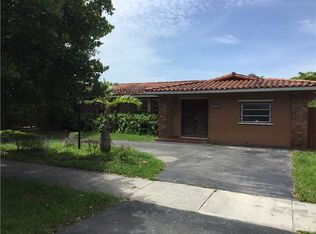 10350 SW 16th St, Miami, FL 33165
