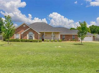 14900 Fargo Dr, Chandler, TX 75758