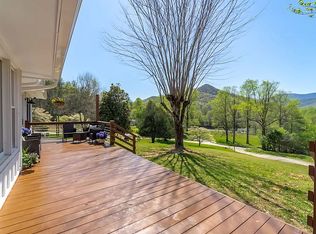 198 Welcome Ln, Otto, NC 28763