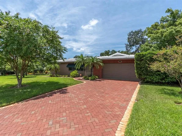 7548 Barry Ct, Seminole, FL 33772