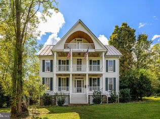 39 New Cut Rd, Round Hill, VA 20141