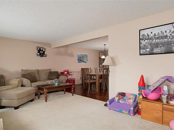 2nd image of 5097 Lower Ct