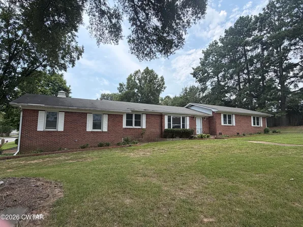 1023 Meadowbrook Dr, Milan, TN 38358