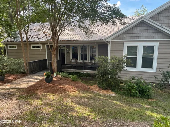 2672 Lakeview Cir, Alford, FL 32420