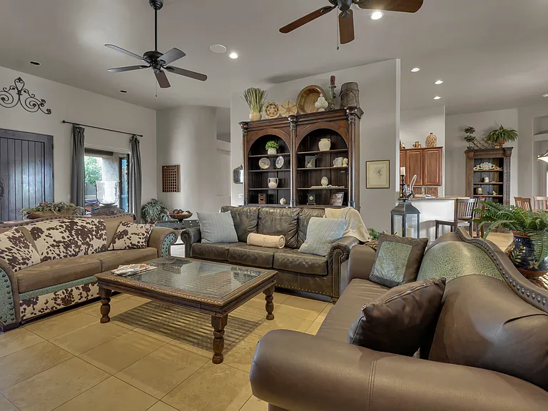 5589 E Galvin St — Photo 33
