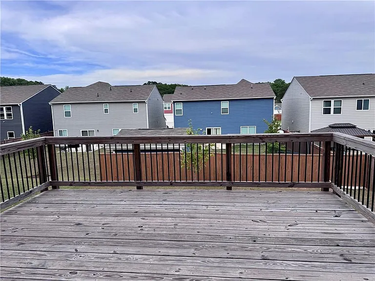 241 Port Way — Photo 15