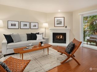 11303 NE 128th St APT B102, Kirkland, WA
