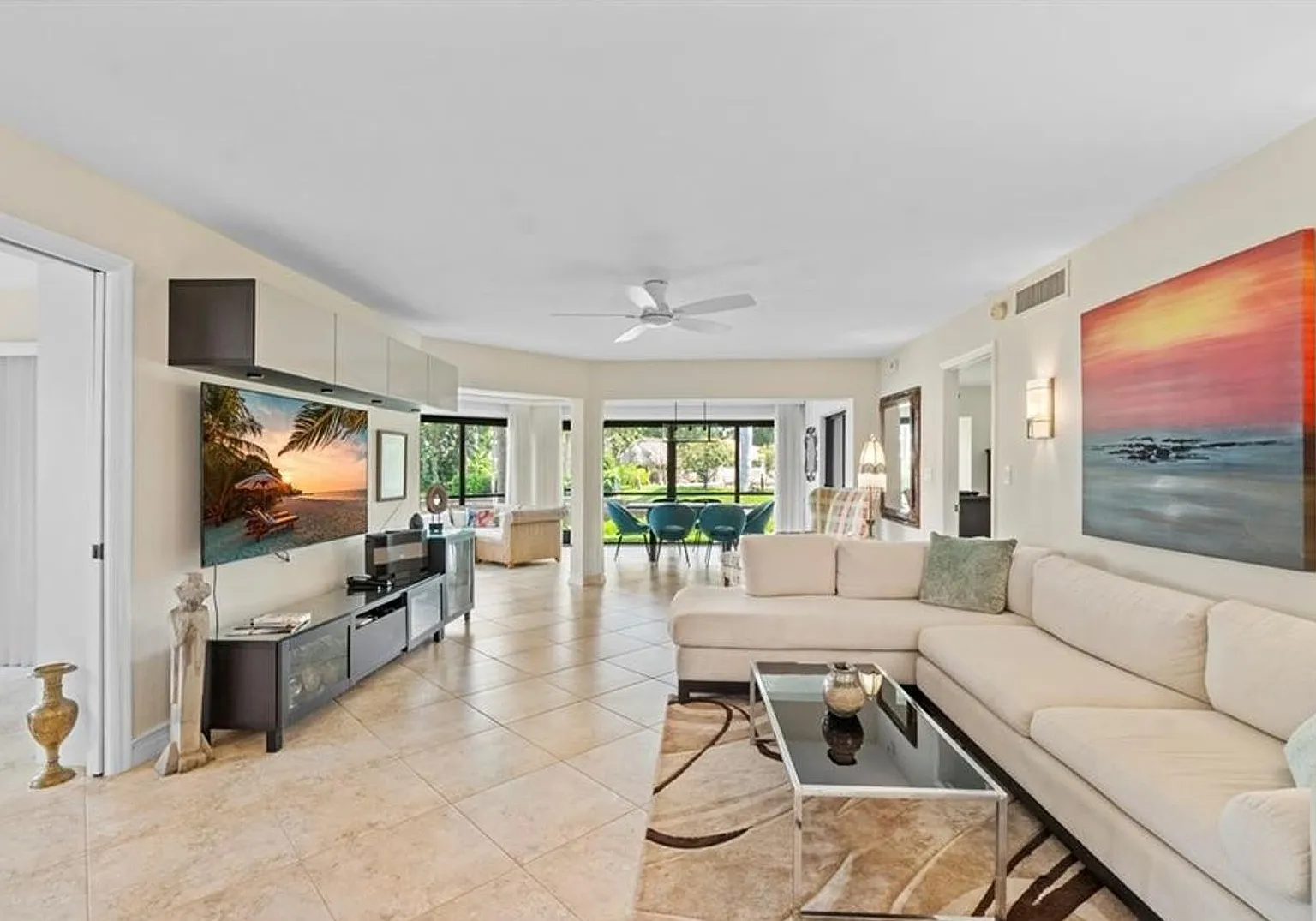 Lugano At Pelican Bay Beautiful First Floor Condo Seasonal Furnished Rental — Photo 1