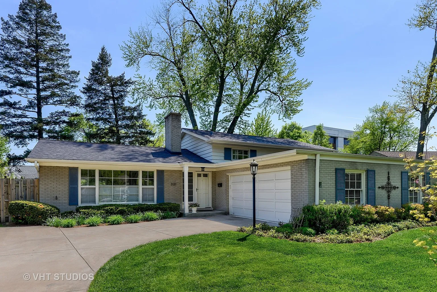 3131 Walden Ln photo 1