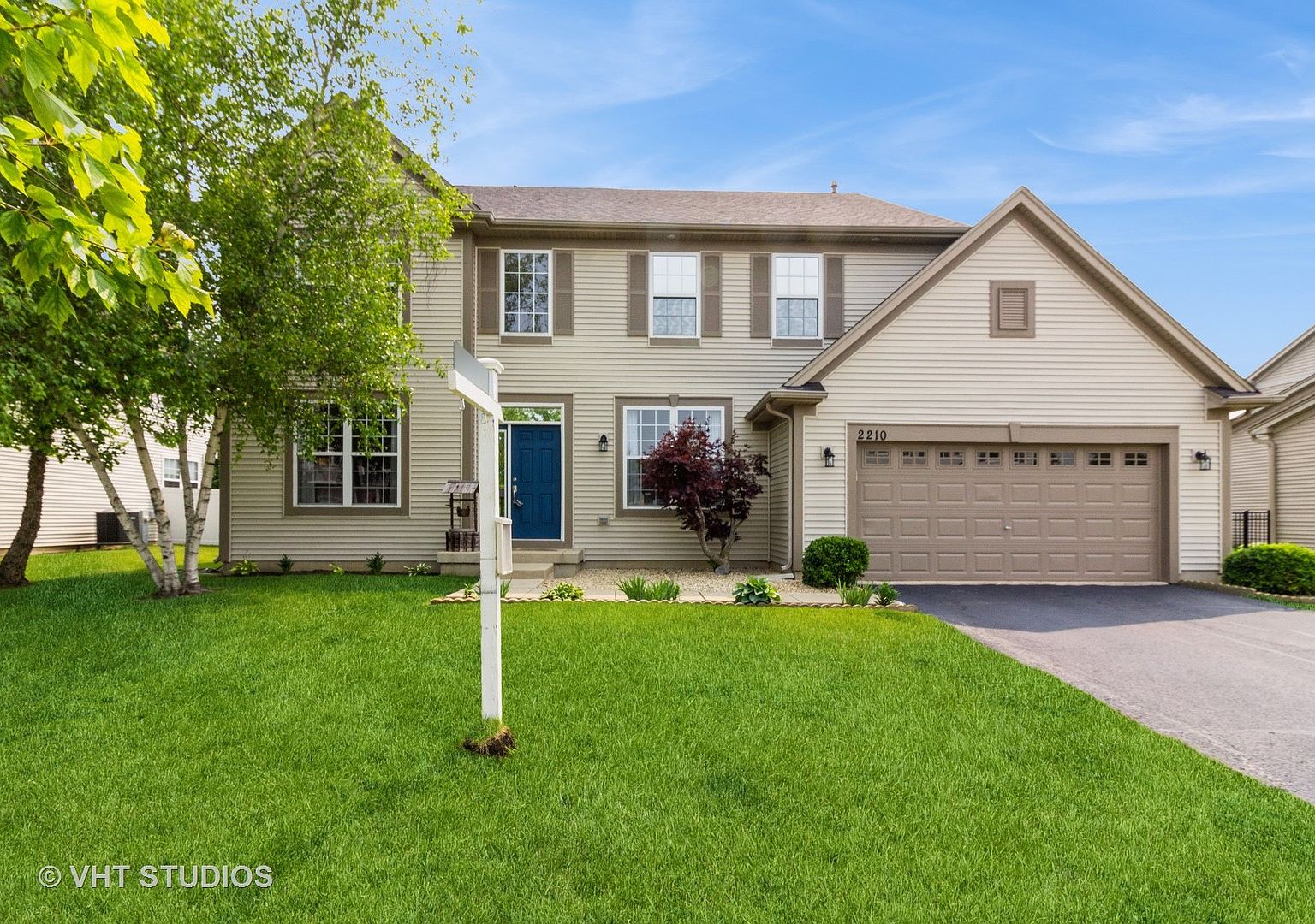 2210 Surrey St, Sycamore, IL 60178 | Zillow