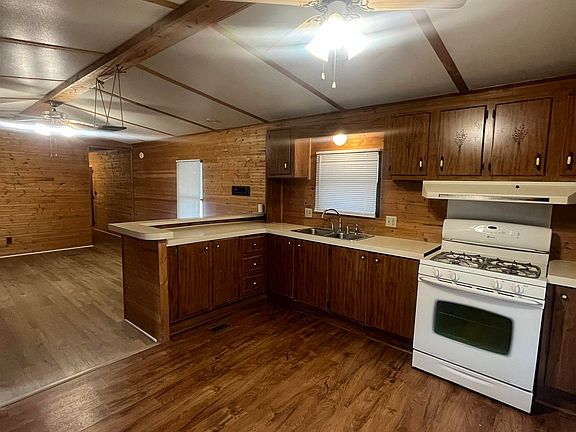 4th image of 2800 Ridge Ave #125