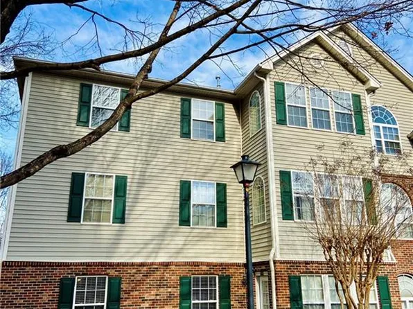414 Timberline Ridge Ct, Winston Salem, NC 27106