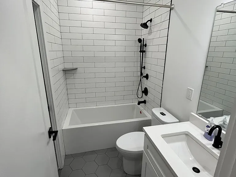 85 E Sharpnack St — Photo 19