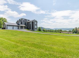 86 40th Rd, Barton, VT 05822