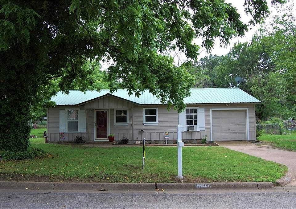 1st image of 1410 Avenue D