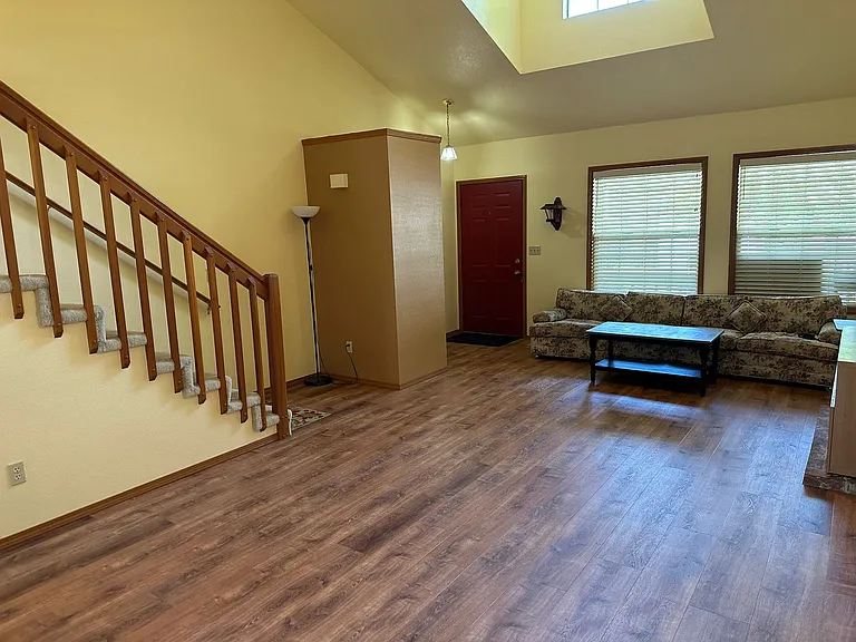 18078 NW Sylvania Ln — Photo 8