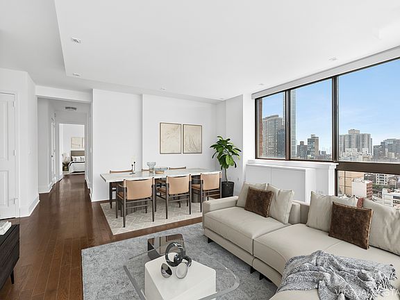 4th image of 300 E 64th St APT 25C