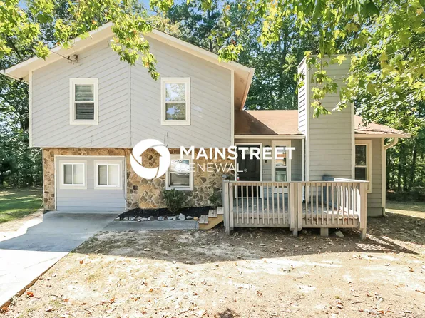 400 Doe Ct, Fairburn, GA 30213
