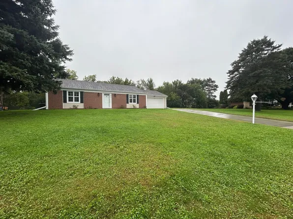 914 Hillcrest Dr, Rushford, MN 55971