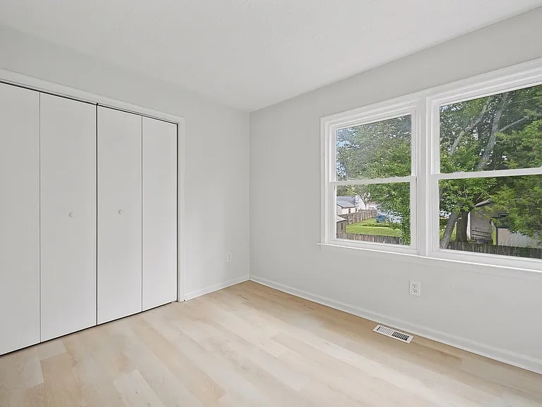 17 Sandy Lake Dr — Photo 18
