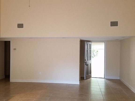 2nd image of 1437 Kittiwake Ct #0
