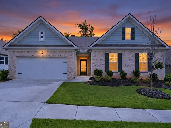 365 Cherokee Dr, Waleska, GA 30183