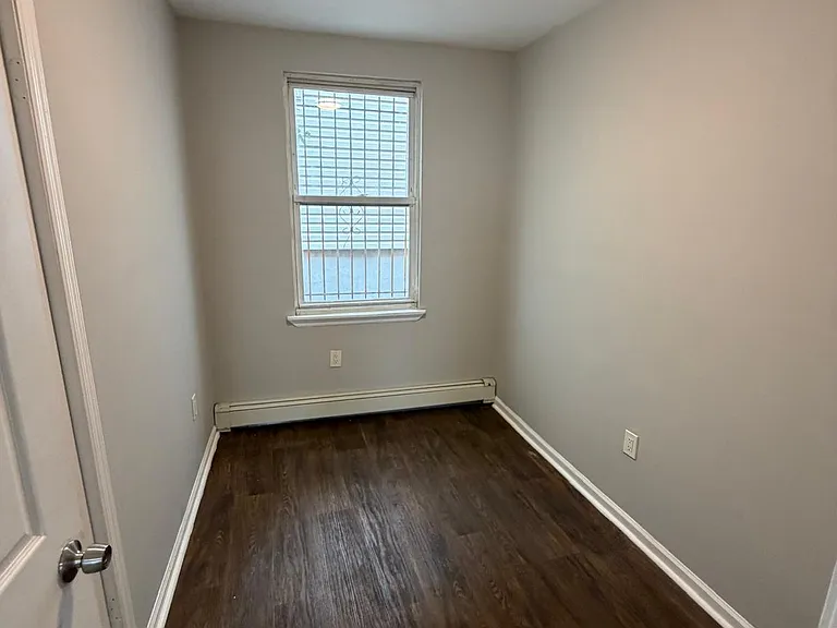 313 Court St #1R — Photo 5