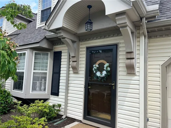 7221 Schooners Cv #B-5, Painesville, OH 44077