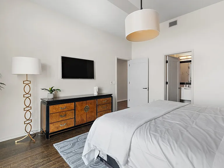 700 12th Ave S #1101 — Photo 23