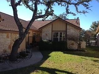 1st image of 27 Oaks Pl