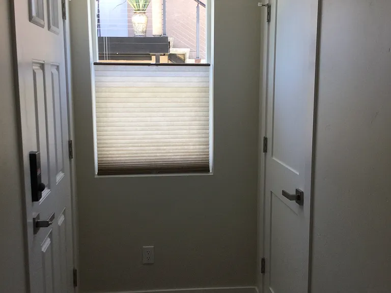 4572A Sargent Ave — Photo 5