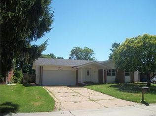 3190 Brunswick Dr, Florissant, MO