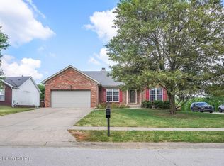3229 Bluegrass Dr, Shelbyville, KY 40065