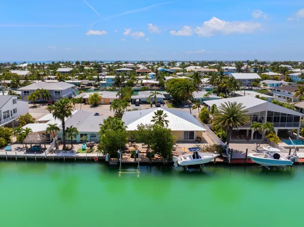 440 9th St, Key Colony Beach, FL 33051