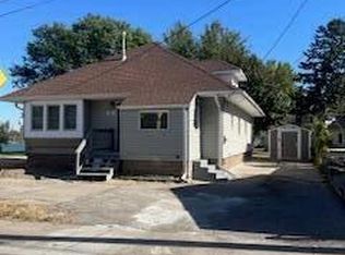 144 Carter Lake Clb, Carter Lake, IA 51510