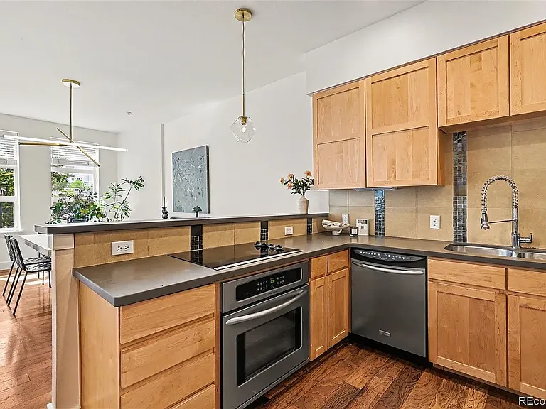 1738 N Franklin St #1-A — Photo 9