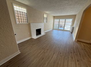 642 Water St APT 1, Hobart, IN 46342